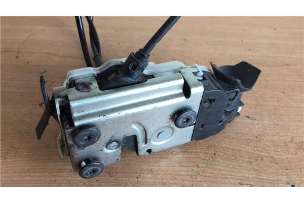 Recambio de cierre electromagnetico delantero izquierdo para renault megane ii berlina 5p 1.4 authentique referencia OEM IAM   