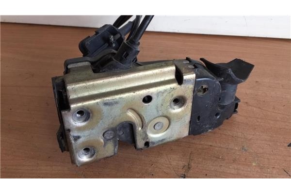 Recambio de cierre electromagnetico delantero izquierdo para renault megane ii berlina 5p 1.4 authentique referencia OEM IAM   