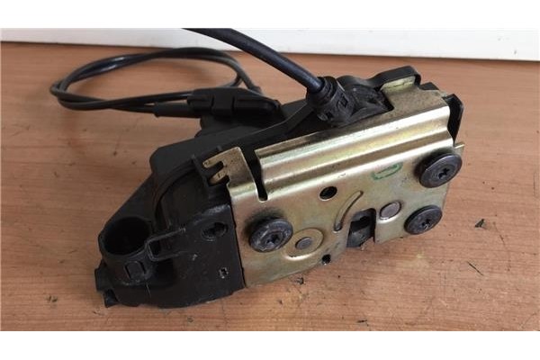 Recambio de cierre electromagnetico delantero derecho para renault megane ii berlina 3p 1.4 authentique referencia OEM IAM   