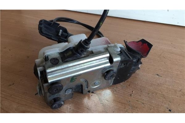 Recambio de cierre electromagnetico delantero izquierdo para renault megane ii coupe/cabrio 1.5 authentique referencia OEM IAM 4