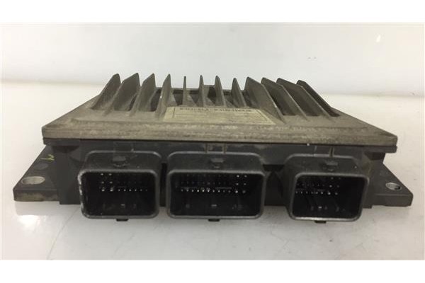 Recambio de centralita para renault clio ii (xbo) 1.5d dci 80cv referencia OEM IAM 8200212348 80375356DWG 