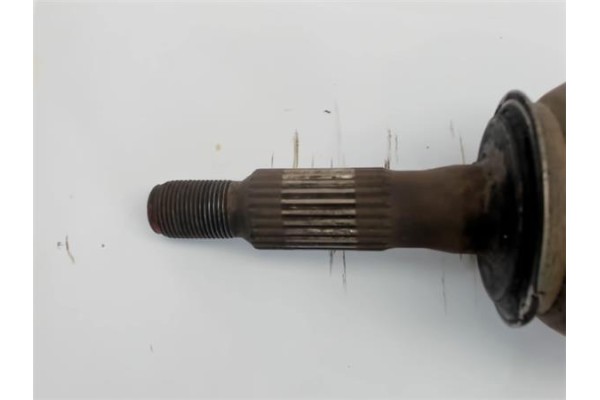 Recambio de palier delantero izquierdo para renault trafic furgón (txx) referencia OEM IAM   