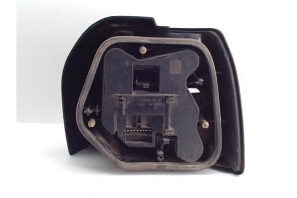 Recambio de piloto trasero izquierdo para renault r 19 berl. con portón (b/c53) 1.9 gtd referencia OEM IAM   