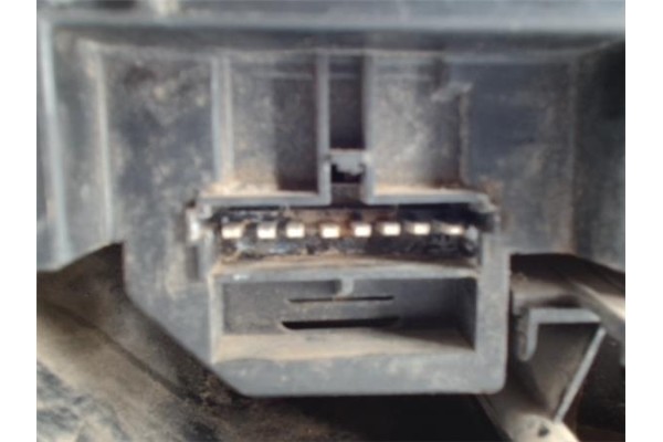 Recambio de piloto trasero izquierdo para renault r 19 berl. con portón (b/c53) 1.9 gtd referencia OEM IAM   