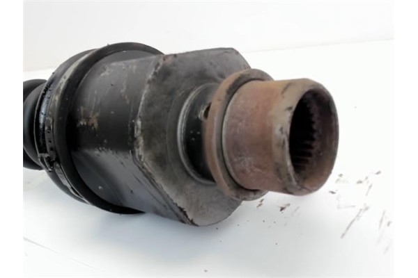 Recambio de palier delantero izquierdo para renault trafic furgón (txx) 2.1 d referencia OEM IAM   