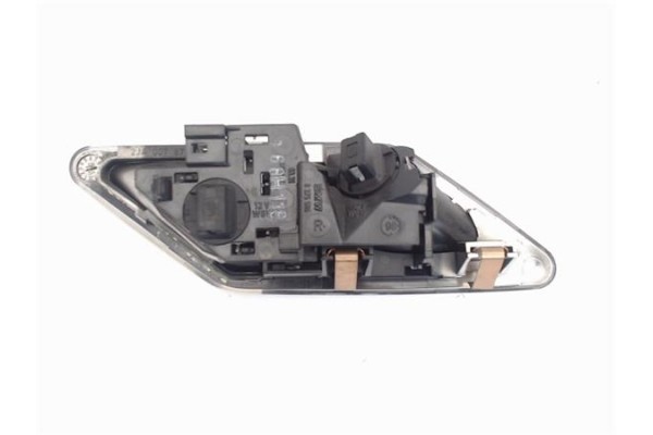 Recambio de luz trasero derecha techo para bmw serie 3 berlina (e46) referencia OEM IAM 2JA007877  