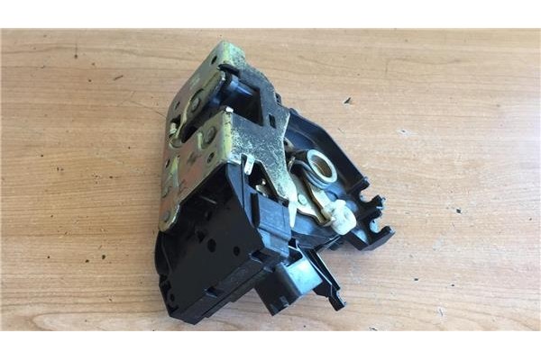 Recambio de cierre electromagnetico delantero izquierdo para ford focus berlina (cak) 1.6 ghia referencia OEM IAM   