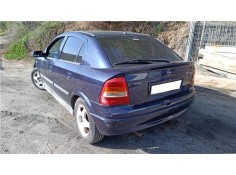 opel astra g berlina del año 2000