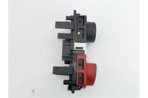 Recambio de interruptor luces emergencia para renault scenic ii (jm)(2003) 1.9 dci (jm12, jm0g) referencia OEM IAM 8200107808  