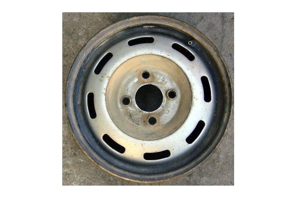 Recambio de llanta para renault clio (x572) 1.2 referencia OEM IAM   