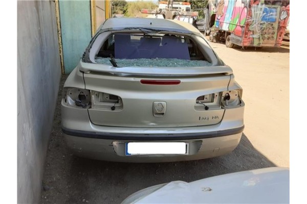 renault laguna ii (bg0) del año 2001