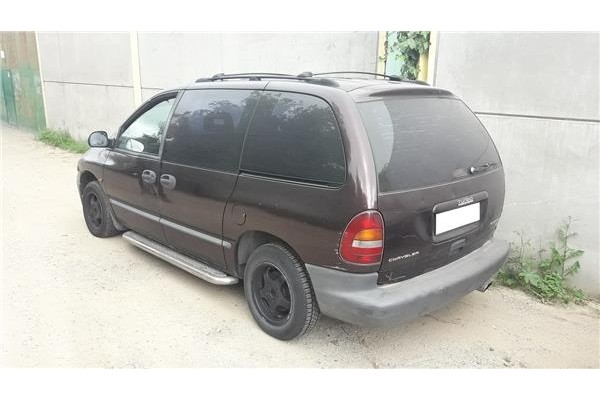 chrysler voyager gs del año 1998