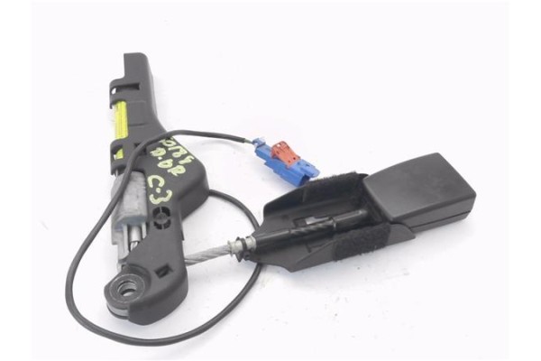 Recambio de anclaje cinturon delantero derecho para citroen c3 1.1 i referencia OEM IAM 8973TG 9639873877 