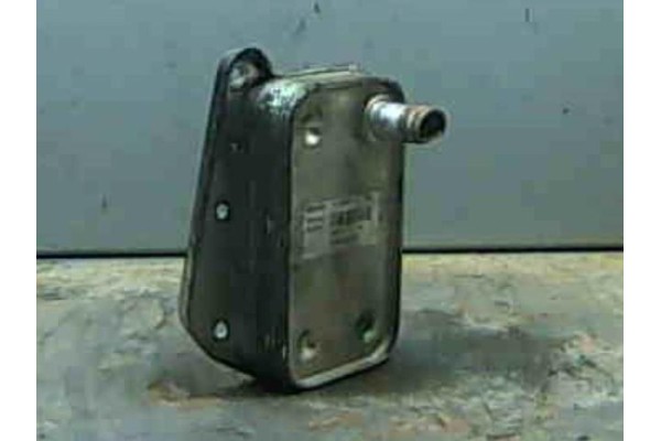 Recambio de enfriador aceite para mercedes-benz sprinter 3-t furgón (903) 311 cdi referencia OEM IAM A6461880301 H1148000 