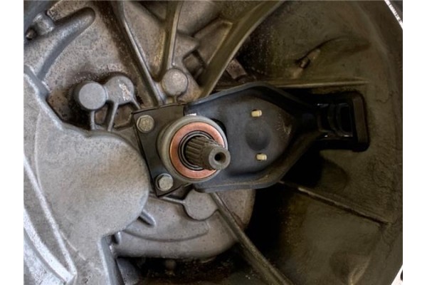Recambio de caja cambios manual para citroen c3 1.6 16v hdi referencia OEM IAM 20MD84  