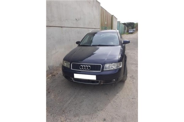 AUDI A4 BERLINA (8E)