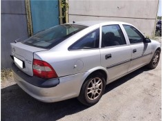 opel vectra b berlina del año 1998