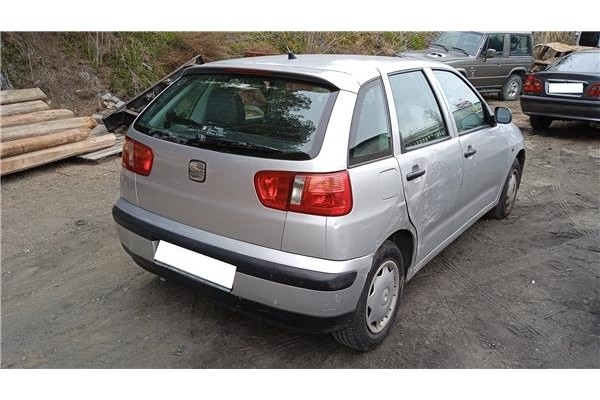 seat ibiza (6k1) del año 2001