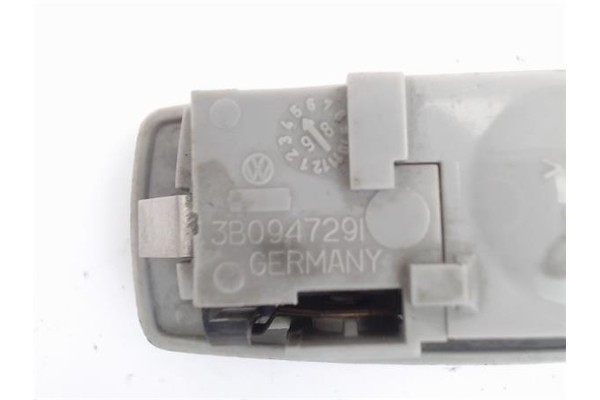 Recambio de luz trasero central techo para volkswagen golf iv berlina (1j1) referencia OEM IAM 3B0947291  