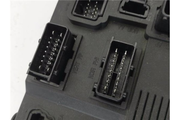 Recambio de bsi para citroen c3 1.1 i referencia OEM IAM 9652474480 S118085200 