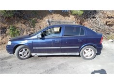 opel astra g berlina del año 2000