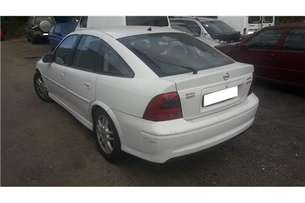 opel vectra b berlina (1995) del año 