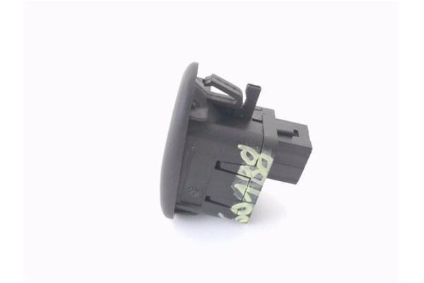 Recambio de mando elevalunas delantero izquierdo para citroen c3 1.1 i referencia OEM IAM 96401489XT 6554L7 
