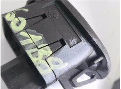 Recambio de mando elevalunas delantero izquierdo para citroen c3 1.1 i referencia OEM IAM 96401489XT 6554L7 