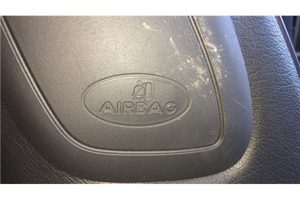 Recambio de juego asientos para citroen saxo 1.1 sx referencia OEM IAM 8850TT  