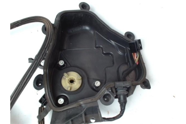 Recambio de mecanismo elevalunas delantero izquierdo para seat ibiza berlina (6j5) 1.6 tdi referencia OEM IAM 6R0959801CKSE1  