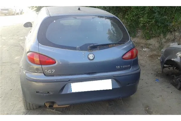 alfa romeo 147 (190) del año 2003
