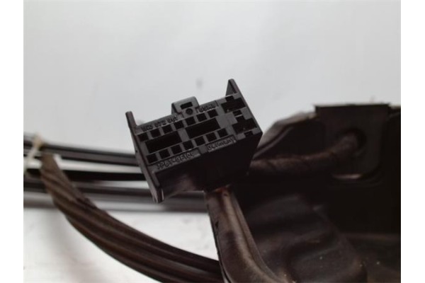 Recambio de mecanismo elevalunas delantero izquierdo para seat ibiza berlina (6j5) 1.6 tdi referencia OEM IAM 6R0959801CKSE1  
