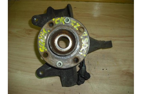 Recambio de mangueta delantero izquierda para renault scenic ii (jm)(2003) 1.5 dci (jm02, jm13) referencia OEM IAM   