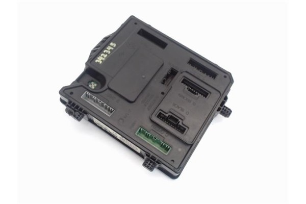 Recambio de centralita para renault megane iii berlina 5p 1.5 expression referencia OEM IAM 284B17882R  