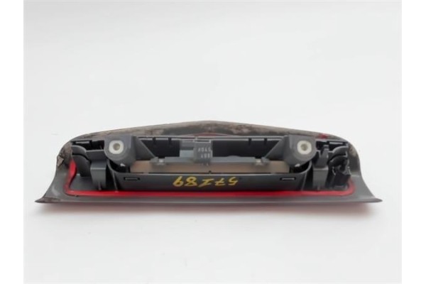 Recambio de luz central de freno para opel corsa d 1.3 cdti referencia OEM IAM 1222129 50240770 13186347 , OPEL