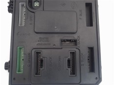 Recambio de centralita para renault megane iii berlina 5p 1.5 expression referencia OEM IAM 284B17882R  