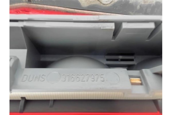 Recambio de luz central de freno para opel corsa d 1.3 cdti referencia OEM IAM 1222129 50240770 13186347 , OPEL