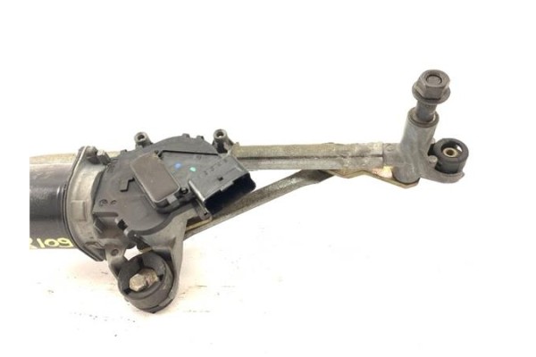 Recambio de motor limpiaparabrisas delantero para citroen c3 1.1 i referencia OEM IAM 6401F4  