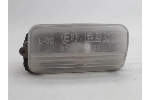 Recambio de piloto matricula trasero izquierdo para peugeot 207 1.6 hdi referencia OEM IAM 6340A3  634099 , CITROËN | SU001A3445