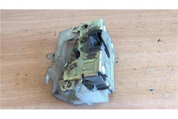 Recambio de cierre electromagnetico trasero izquierdo para renault clio ii fase i (b/cb0) 1.2 rt clima (b/cboa/f) referencia OEM