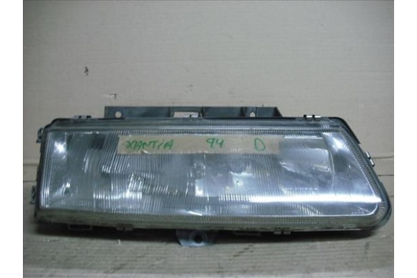 Recambio de faro delantero izquierdo para citroen xantia berlina referencia OEM IAM 6204R9  