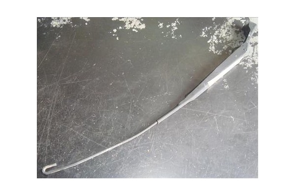 Recambio de brazo limpiaparabrisas delantero para hyundai lantra berlina (rd)(1996) 1.9 d referencia OEM IAM   