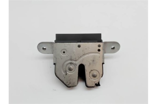 Recambio de cerradura porton para opel corsa d 1.3 cdti referencia OEM IAM 55701971  