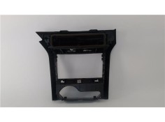 Recambio de embellecedor consola central para opel astra h gtc 1.9 cdti referencia OEM IAM 7209173 13141091 