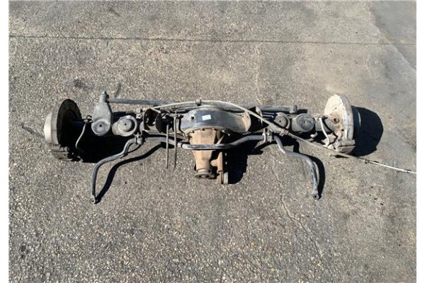 Recambio de puente trasero para kia sorento (bl) 2.5 crdi referencia OEM IAM 53210-3E300  