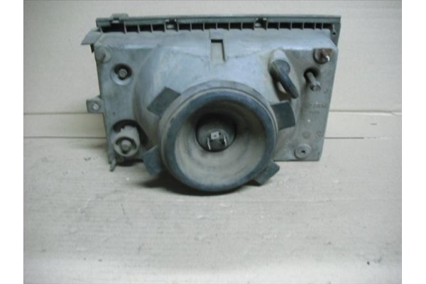 Recambio de faro delantero izquierdo para fiat regata berlina referencia OEM IAM 670I  