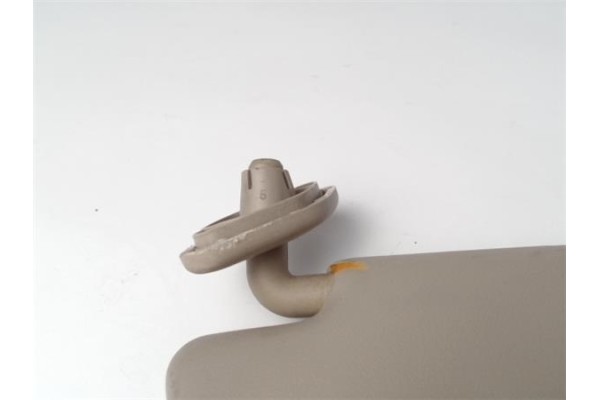 Recambio de parasol derecho para opel corsa b 1.2 i 16v referencia OEM IAM 1437514  