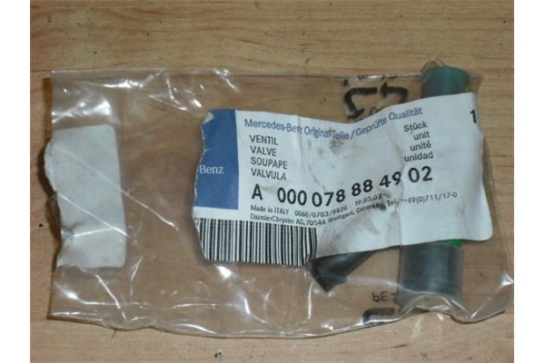 Recambio de inyector para mercedes-benz clase a (bm 169)(2004) 1.7 a 170 (169.032) [1,7 ltr. - 85 kw cat] referencia OEM IAM A00