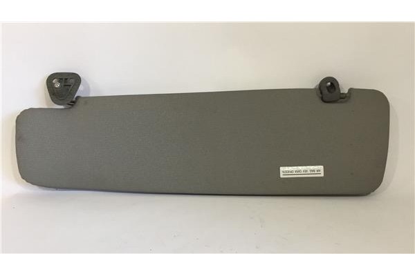 Recambio de parasol derecho para hyundai h-1 starex 2.5 crdi referencia OEM IAM 852024A640CI  