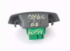 Recambio de mando elevalunas delantero izquierdo para toyota aygo (kgb/wnb) 1.0 básico referencia OEM IAM 848100H010A  